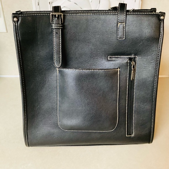 Wrangler Aztec Print Leather Tote Bag with Concealed Carry - Picture 2 of 12